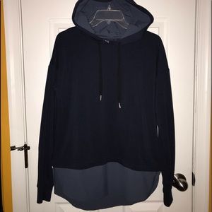 Woman’s Hooded Tunic